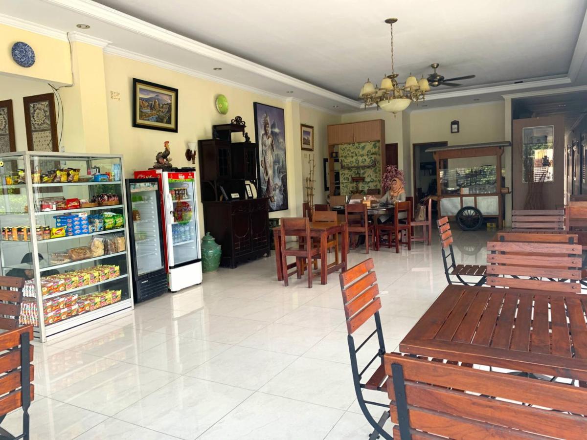 Hotel De Gadri Ndalem Bantul Esterno foto