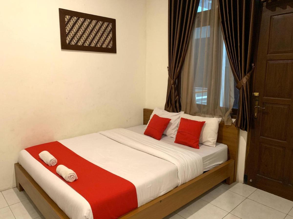 Hotel De Gadri Ndalem Bantul Esterno foto