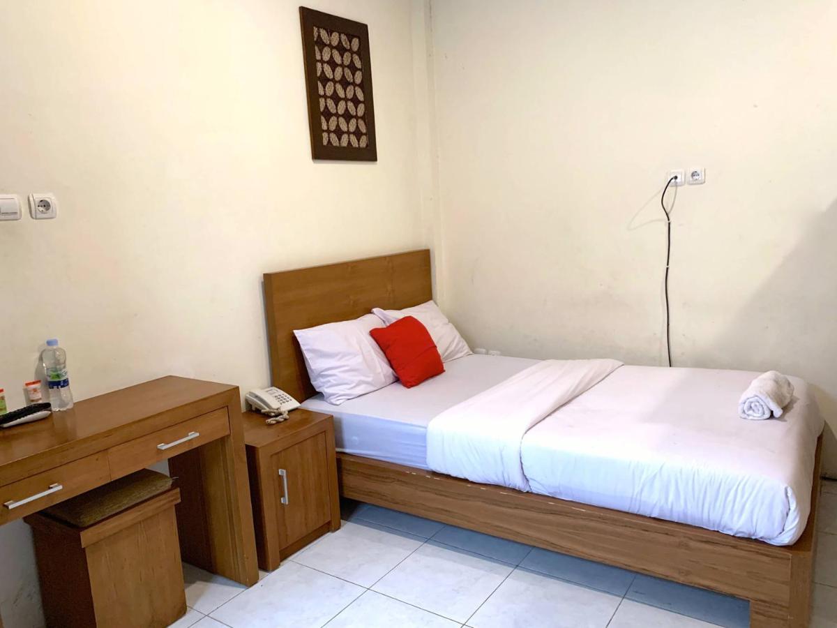 Hotel De Gadri Ndalem Bantul Esterno foto