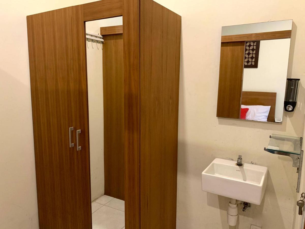 Hotel De Gadri Ndalem Bantul Esterno foto